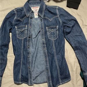 Like new true religion jeans jacket. Wore it once or twice